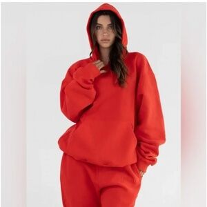 Comfrt Minimalist Sweatsuit